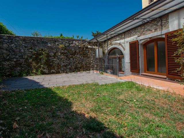 Appartamento in vendita di 80 m² in Via Riva