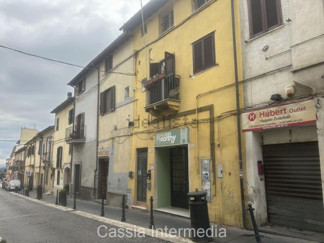 Appartamento in vendita di 75 m² in Via Roma, 2