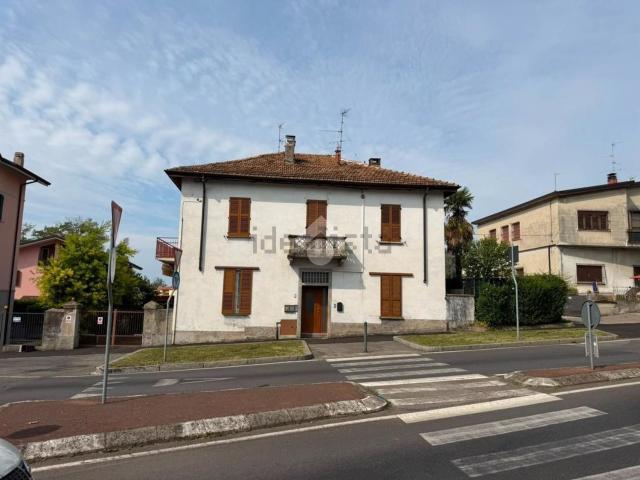 Appartamento in vendita di 75 m² in Via Roma, 34