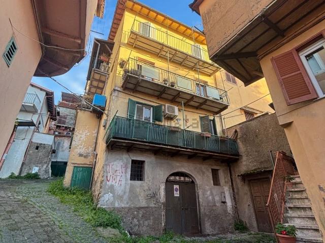 Appartamento in vendita di 75 m² in Via Santovetti Antonio