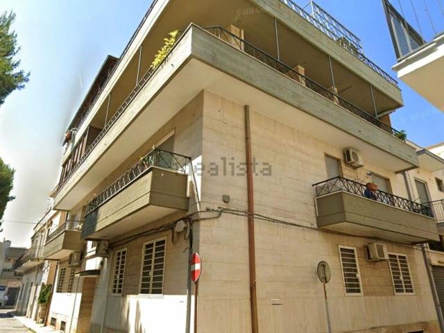 Appartamento in vendita di 75 m² in Via Sabaudia, 8