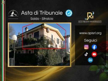 Appartamento in vendita di 75 m² in Via Sabina Sud, 97