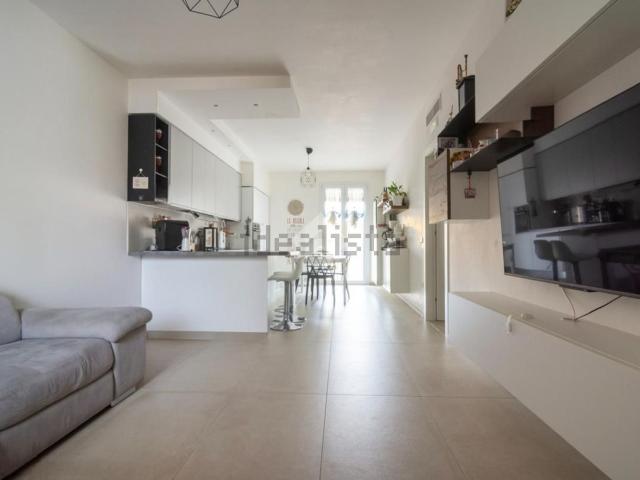 Appartamento in vendita di 75 m² in Via Salerno, 16