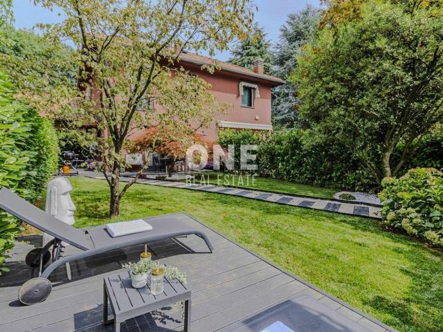 Appartamento in vendita di 75 m² in Via Silvio Pellico, 14