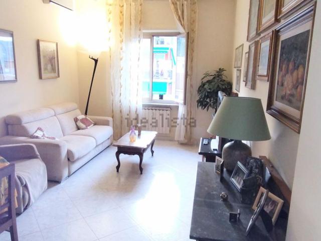 Appartamento in vendita di 75 m² in Viale Nazario Sauro, 23