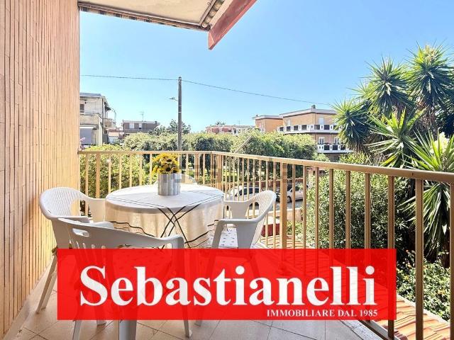 Appartamento in vendita di 75 m² in Viale Alga Marina, 14