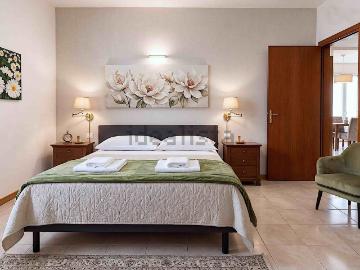 Appartamento in vendita di 75 m² in Viale Cristoforo Colombo, 196
