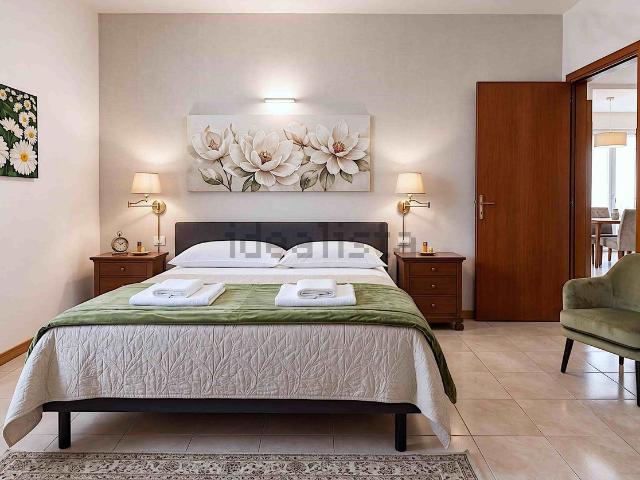 Appartamento in vendita di 75 m² in Viale Cristoforo Colombo, 196
