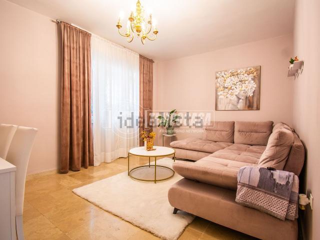 Appartamento in vendita di 75 m² in Viale Dante Alighieri, 78