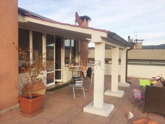 Appartamento in vendita di 75 m² in Viale del Polacchino