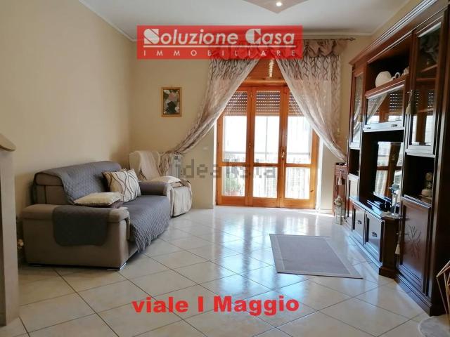 Appartamento in vendita di 75 m² in Viale Iº Maggio, 96