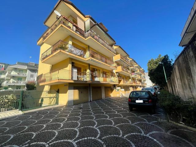 Appartamento in vendita di 75 m² in Viale San Francesco D&apos Assisi