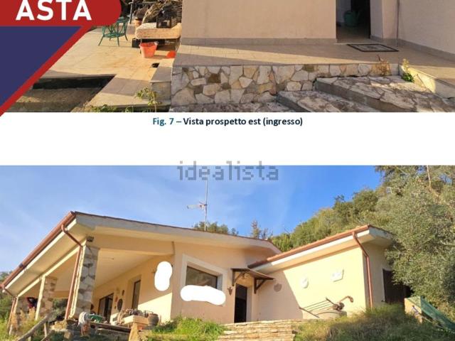Appartamento in vendita di 167 m² in Via Case Sparse