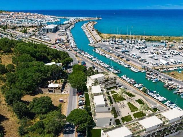 Appartamento in vendita di 76 m² in Lungomare Giuseppe Garibaldi, 10