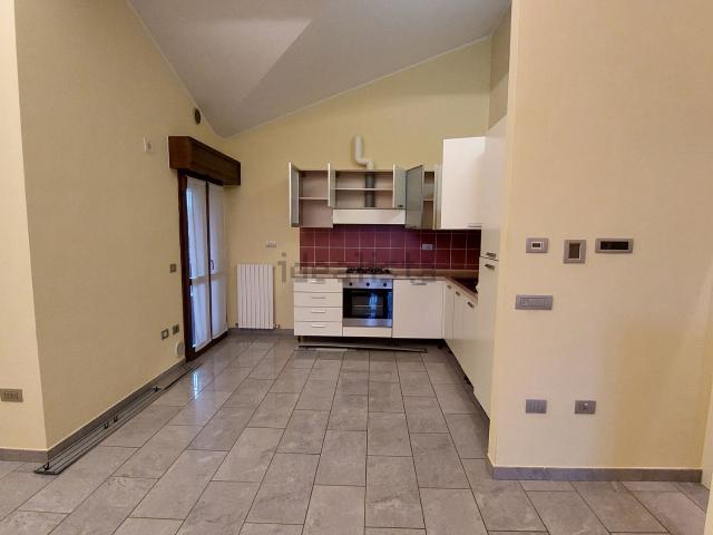 Appartamento in vendita di 76 m² in Via 25 Strada, 5