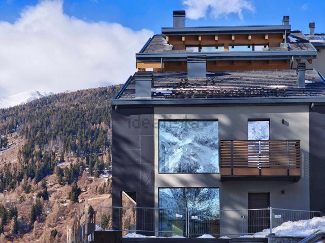 Appartamento in vendita di 76 m² in Via Trento, 31