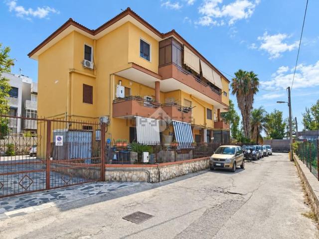 Appartamento in vendita di 76 m² in Via Vesuviana, 17