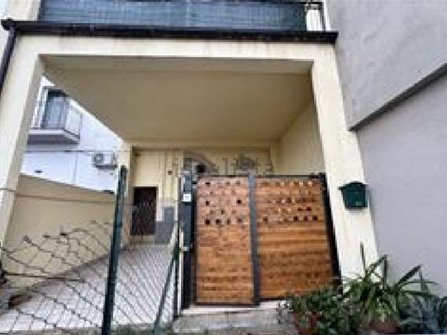 Appartamento in vendita di 76 m² in Via Vincenzo Cuoco