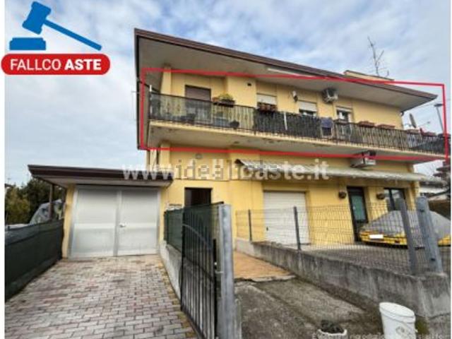 Appartamento in vendita di 76 m² in Via Baracca, 10