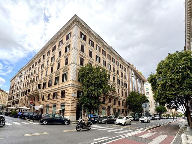 Appartamento in vendita di 76 m² in Via Cicerone