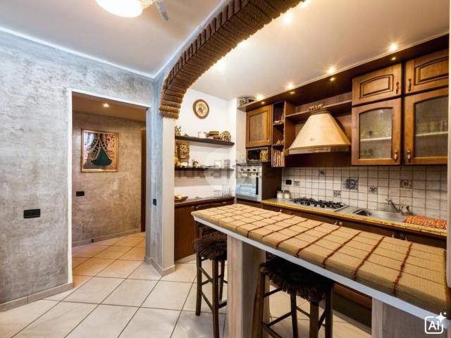 Appartamento in vendita di 76 m² in Via della Costa, 41