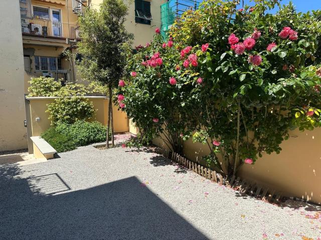Appartamento in vendita di 76 m² in Via di Balatro, 44