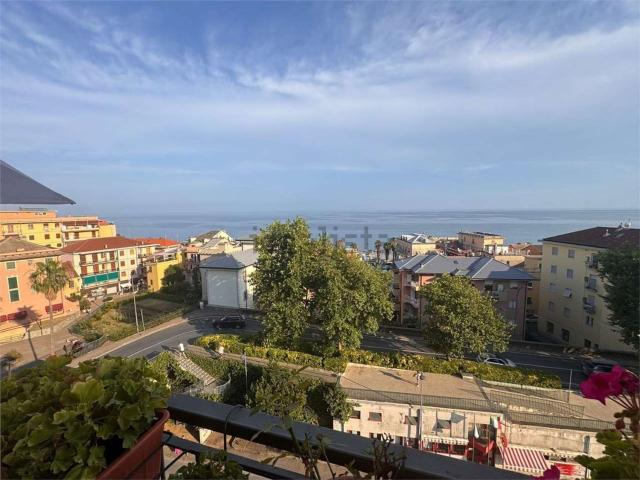Appartamento in vendita di 76 m² in Via Enea Recagno, 7