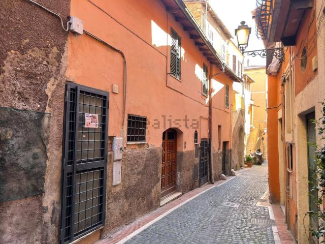 Appartamento in vendita di 76 m² in Via Fabio e Raffaello Giovagnoli, 19