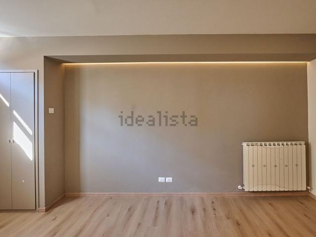 Appartamento in vendita di 76 m² in Via Fratelli Pellas