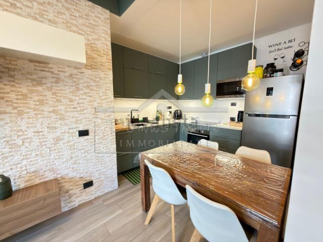 Appartamento in vendita di 76 m² in Via Giovanni Servettaz, 1