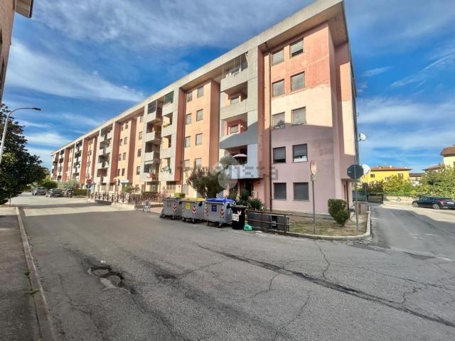 Appartamento in vendita di 76 m² in Via Jacopa Dè Settesoli, 4