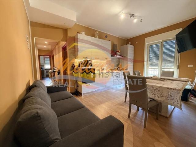 Appartamento in vendita di 76 m² in Via Luigi Vanvitelli