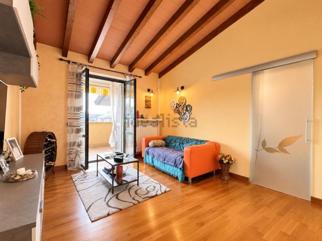 Appartamento in vendita di 80 m² in Via Madre Teresa di Calcutta