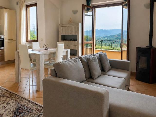 Appartamento in vendita di 76 m² in Via Madonna del Colle, 24