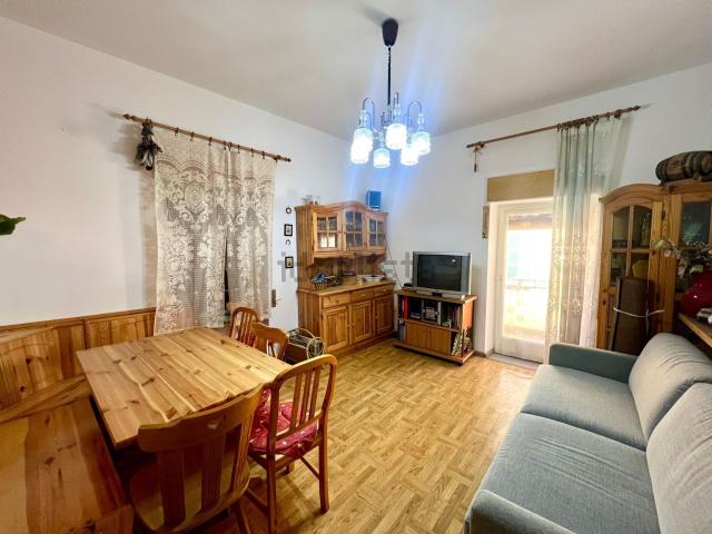 Appartamento in vendita di 76 m² in Via Mario Zucali, 12