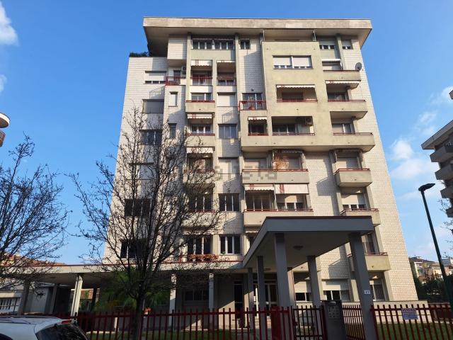 Appartamento in vendita di 76 m² in Via Papa Giovanni XXIII, 17