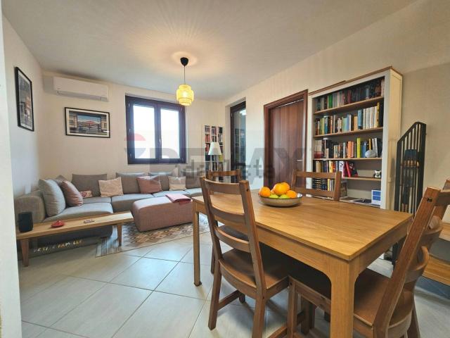 Appartamento in vendita di 76 m² in Via Principale, 23
