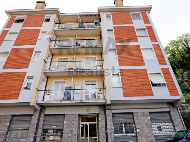 Appartamento in vendita di 76 m² in Via Santissimo Nome di Gesù, 11