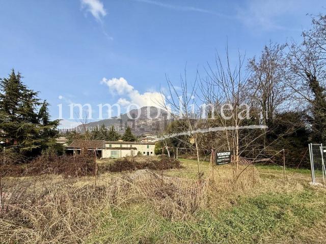 Appartamento in vendita di 76 m² in Via Sanguettara