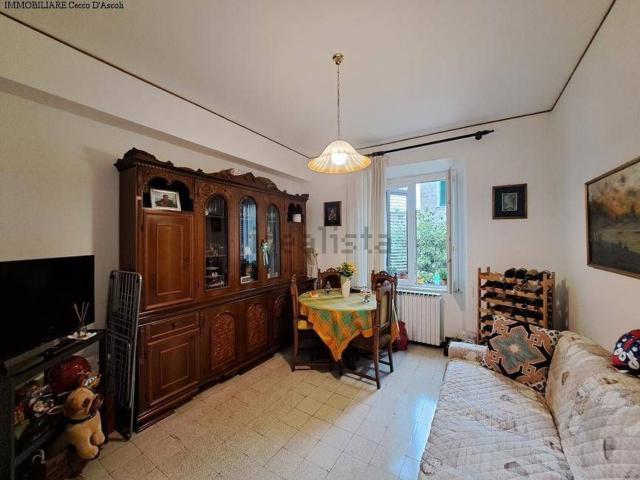 Appartamento in vendita di 76 m² in Viale Treviri, 90