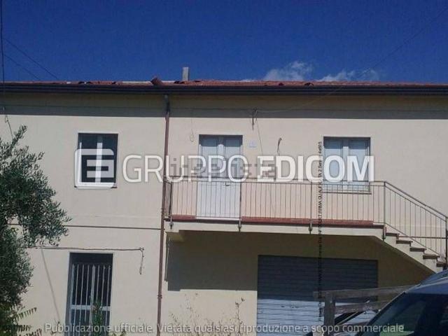 Appartamento in vendita di 7711 m² in Via Caprarella