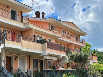Appartamento in vendita di 78 m² in Largo dei Peschi