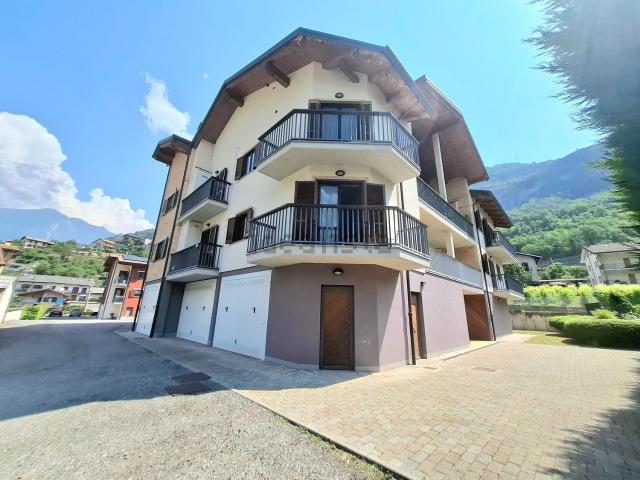 Appartamento in vendita di 78 m² in Frazione Lillaz, 55