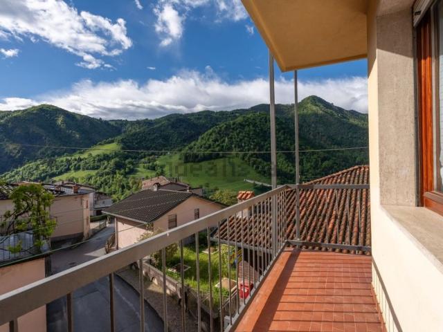 Appartamento in vendita di 78 m² in Piazza Erdeno, 1