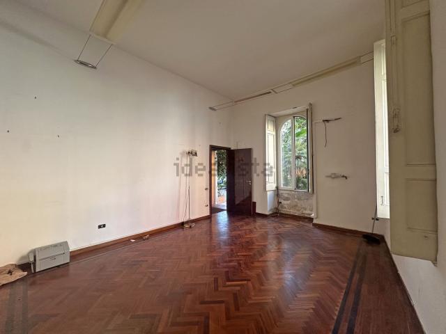 Appartamento in vendita di 78 m² in Piazza Sannazaro