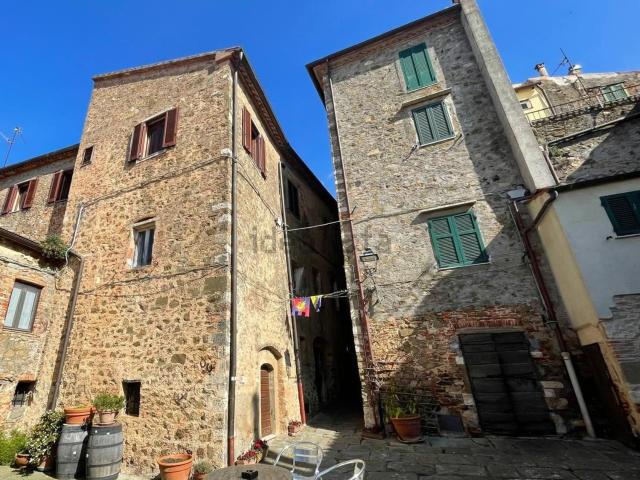 Appartamento in vendita di 78 m² in Vicolo delle Mura