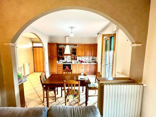 Appartamento in vendita di 78 m² in Via Tosco Romagnola Est