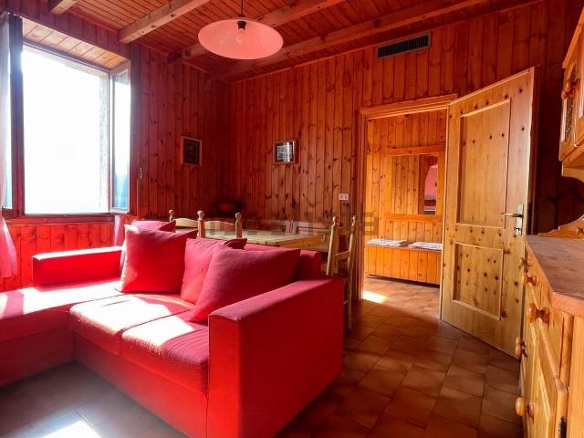 Appartamento in vendita di 78 m² in Via Valeriana, 8
