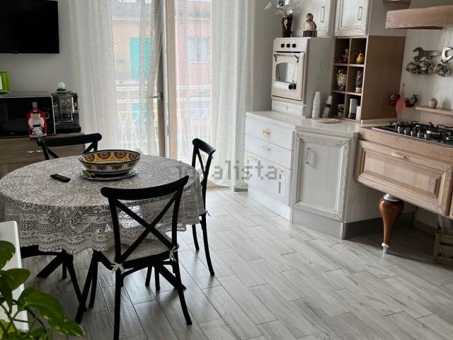 Appartamento in vendita di 78 m² in Via appia, 619