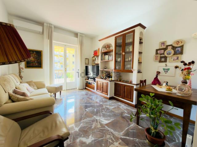 Appartamento in vendita di 78 m² in Via Arrigo Boito, 10